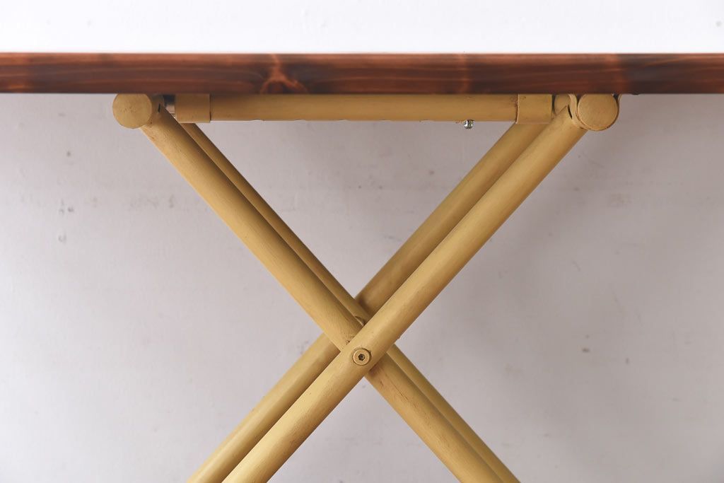 ラフジュ工房オリジナル ヒノキ材 イエローペイントのリフティングテーブル(サイドテーブル、センターテーブル、作業台)(3)