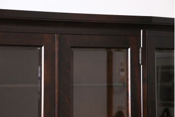 【N様ご成約分】中古　北海道民芸家具　OM151　上品な佇まいの食器棚(キャビネット、収納棚)(定価130万円)