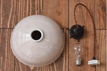 オールドノリタケ・則武(日陶)　ポピー(芥子)　照らすと透ける模様が魅力の電笠(天  井照明、シェード)