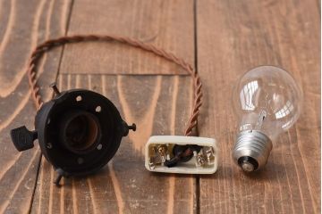 オールドノリタケ・則武(日陶)　やわらかな色合いが魅力的な電笠(天井照明、シェード)