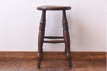 アンティーク雑貨　イギリスアンティーク　上品な佇まいのスツール(イス、チェア、花台)