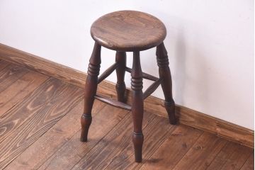 アンティーク雑貨　イギリスアンティーク　上品な佇まいのスツール(イス、チェア、花台)