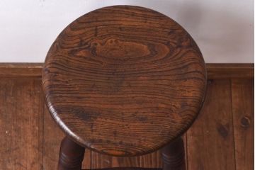 アンティーク雑貨　イギリスアンティーク　上品な佇まいのスツール(イス、チェア、花台)