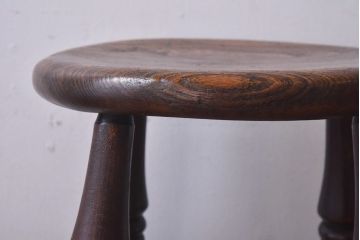 アンティーク雑貨　イギリスアンティーク　上品な佇まいのスツール(イス、チェア、花台)