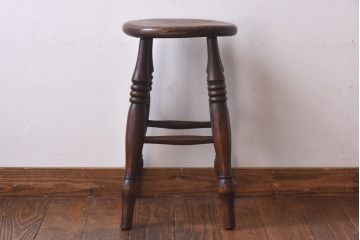 アンティーク雑貨　イギリスアンティーク　上品な佇まいのスツール(イス、チェア、花台)