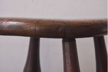 アンティーク雑貨　イギリスアンティーク　上品な佇まいのスツール(イス、チェア、花台)