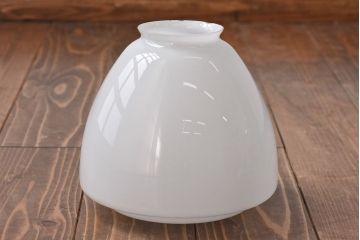 昭和レトロ　ぽってりしたシルエットが愛らしいペンダントライト(天井照明、吊り照明)