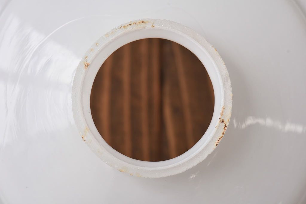 昭和レトロ　網目のような花模様が愛らしいペンダントライト(天井照明、吊り下げ照明)