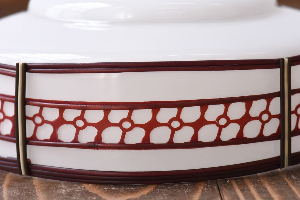 昭和レトロ　網目のような花模様が愛らしいペンダントライト(天井照明、吊り下げ照明)