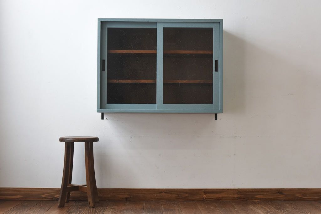 ラフジュ工房オリジナル　気泡ガラス入り　ブルーペイントのウォールシェルフ(壁付け戸棚、収納棚)