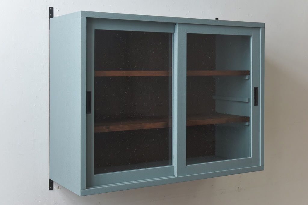 ラフジュ工房オリジナル　気泡ガラス入り　ブルーペイントのウォールシェルフ(壁付け戸棚、収納棚)
