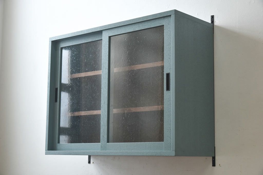 ラフジュ工房オリジナル　気泡ガラス入り　ブルーペイントのウォールシェルフ(壁付け戸棚、収納棚)