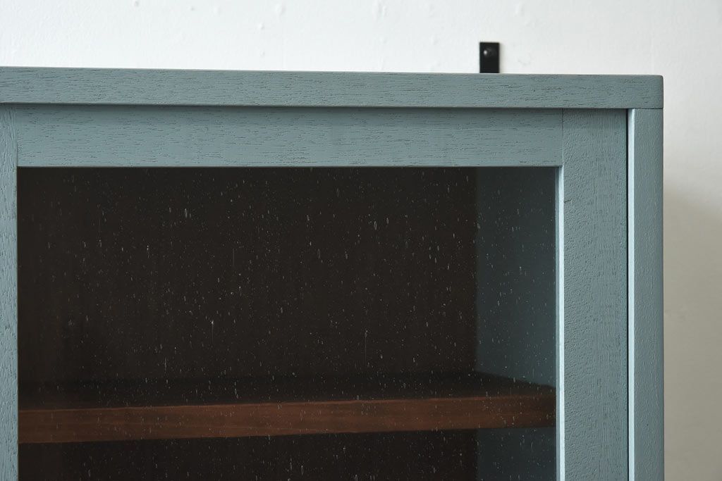 ラフジュ工房オリジナル　気泡ガラス入り　ブルーペイントのウォールシェルフ(壁付け戸棚、収納棚)