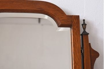 アンティーク家具　イギリスアンティーク　タイルのデザインが愛らしいミラー付きウォッシュスタンド(洗面台、ドレッシングチェスト、飾り台)