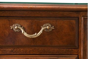 中古　DREXEL HERITAGE(ドレクセルヘリテイジ)　old continent(オールドコンチネン  ト)　コモード(サイドチェスト)(定価約40万円)