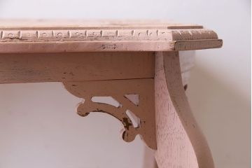 ペイント家具　ピンクのペイントが愛らしいサイドテーブル(コーヒーテーブル、花台)