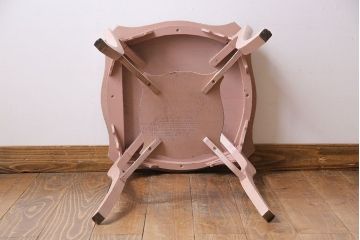 ペイント家具　ピンクのペイントが愛らしいサイドテーブル(コーヒーテーブル、花台)