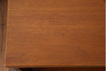 ヴィンテージ家具　北欧ビンテージ　チーク材　レア品!天板拡張式のネストテーブル(エクステンションテーブル、センターテーブル、サイドテーブル)