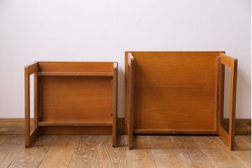 ヴィンテージ家具　北欧ビンテージ　チーク材　レア品!天板拡張式のネストテーブル(エクステンションテーブル、センターテーブル、サイドテーブル)