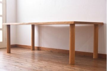 中古美品　家具蔵(KAGURA・カグラ) ナラ材　TEBLE VINTAGE(テーブルビンテージ)2100　ダイニングテーブル(定価約53万円)