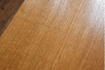 中古美品　家具蔵(KAGURA・カグラ) ナラ材　TEBLE VINTAGE(テーブルビンテージ)2100　ダイニングテーブル(定価約53万円)