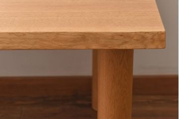中古美品　家具蔵(KAGURA・カグラ) ナラ材　TEBLE VINTAGE(テーブルビンテージ)2100　ダイニングテーブル(定価約53万円)