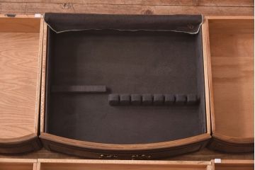 中古　DREXEL HERITAGE(ドレクセルヘリテイジ)　old continent(オールドコンチネント)　ハントボード(サイドボード)(定価約93万円)