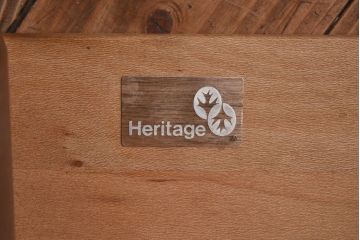 中古　DREXEL HERITAGE(ドレクセルヘリテイジ)　old continent(オールドコンチネント)　ハントボード(サイドボード)(定価約93万円)