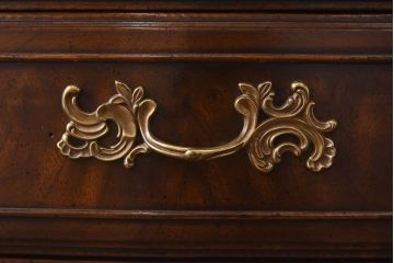 中古　DREXEL HERITAGE(ドレクセルヘリテイジ)　old continent(オールドコンチネント)　ハントボード(サイドボード)(定価約93万円)