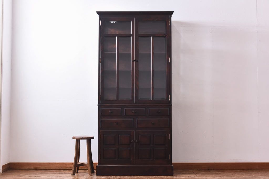 中古　蝦夷民藝　凛とした佇まいが美しいカップボード(食器棚、飾り棚、キャビネット)