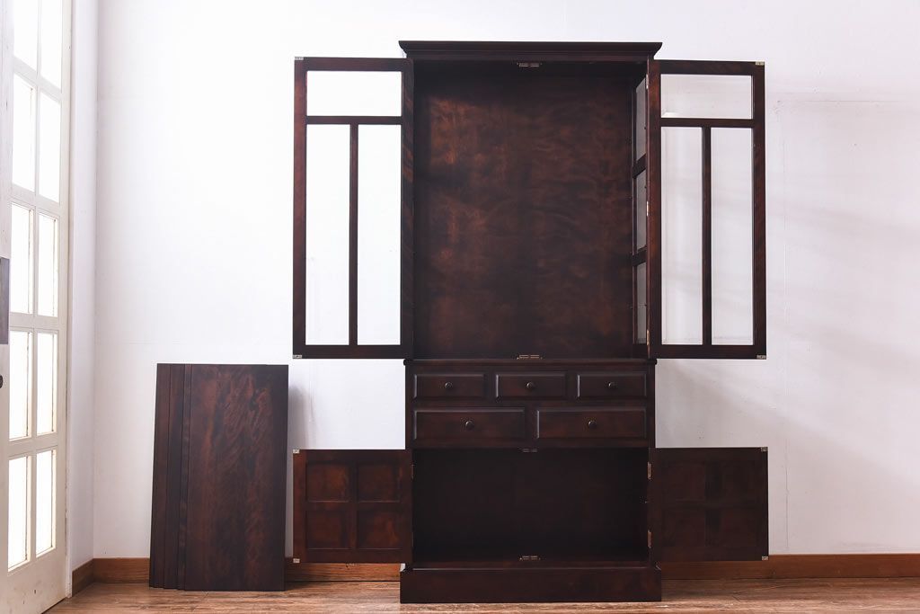 中古　蝦夷民藝　凛とした佇まいが美しいカップボード(食器棚、飾り棚、キャビネット)