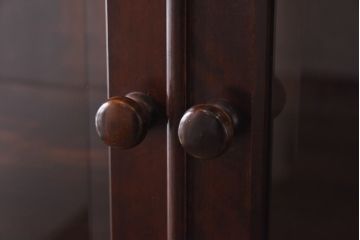 中古　蝦夷民藝　凛とした佇まいが美しいカップボード(食器棚、飾り棚、キャビネット)