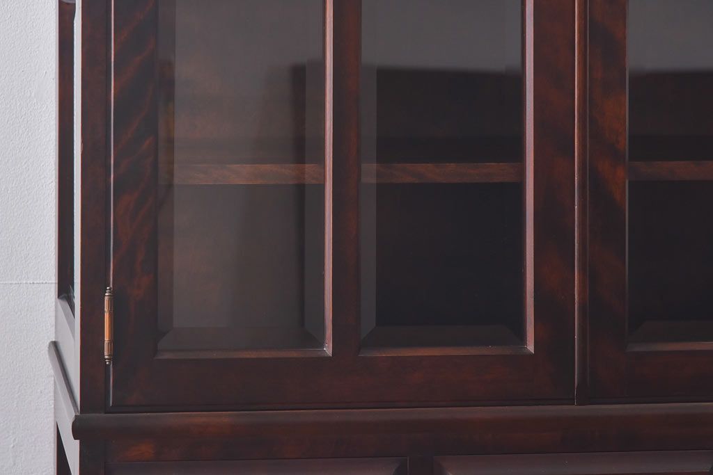 中古　蝦夷民藝　凛とした佇まいが美しいカップボード(食器棚、飾り棚、キャビネット)