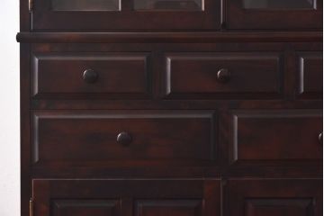 中古　蝦夷民藝　凛とした佇まいが美しいカップボード(食器棚、飾り棚、キャビネット)