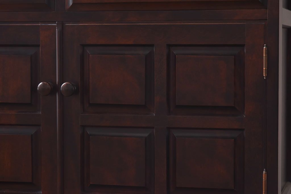 中古　蝦夷民藝　凛とした佇まいが美しいカップボード(食器棚、飾り棚、キャビネット)