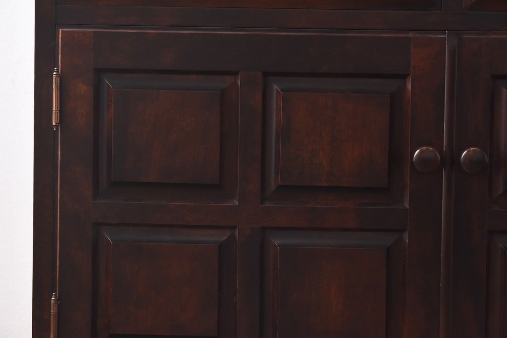 中古　蝦夷民藝　凛とした佇まいが美しいカップボード(食器棚、飾り棚、キャビネット)