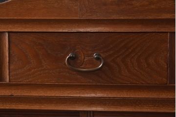 レトロ家具　当時物色ガラス入り　栗材　丸窓が可愛らしいレトロな重ね戸棚(収納棚)