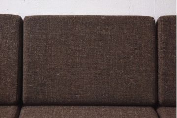 中古　ビンテージ　コスガ社　セパレート　北欧モダンの雰囲気漂う3人掛けソファ(アームソファ)