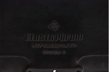 中古　ビンテージ　コスガ社　セパレート　北欧モダンの雰囲気漂う3人掛けソファ(アームソファ)