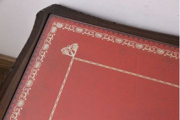 ヴィンテージ家具　イギリスビンテージ　レザートップとシックなデザインが魅力的なセンターテーブル(ローテーブル)