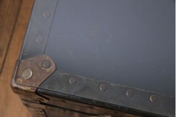 アンティーク雑貨　イギリスビンテージ　お洒落なトランクテーブル(センターテーブル、ローテーブル)