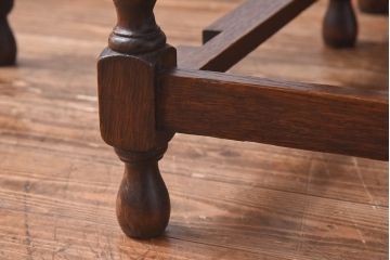 イギリスアンティーク　オーク材　ツイストレッグが目を引くバタフライテーブル(エクステンションテーブル、ダイニングテーブル)