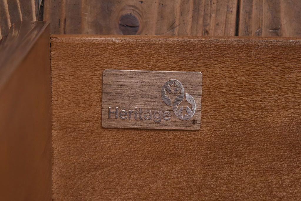 中古　DREXEL HERITAGE(ドレクセルヘリテイジ)　old continent(オールドコンチネント)　ホールチェスト(サイドチェスト)(定価約63万円)