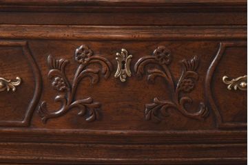 中古　DREXEL HERITAGE(ドレクセルヘリテイジ)　old continent(オールドコンチネント)　ホールチェスト(サイドチェスト)(定価約63万円)