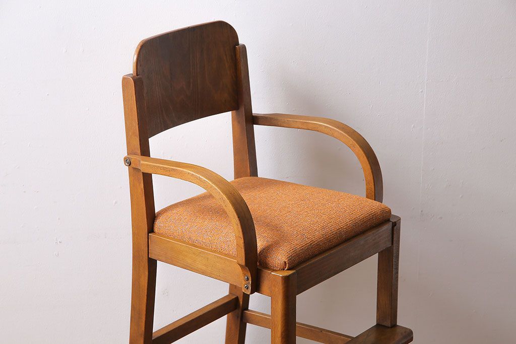 レトロ家具　昭和レトロ　ブナ材　木の風合いが感じられるチャイルドチェア(キッズチェア、子供用椅子)