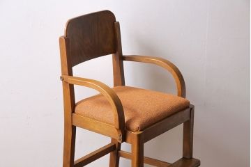 レトロ家具　昭和レトロ　ブナ材　木の風合いが感じられるチャイルドチェア(キッズチェア、子供用椅子)