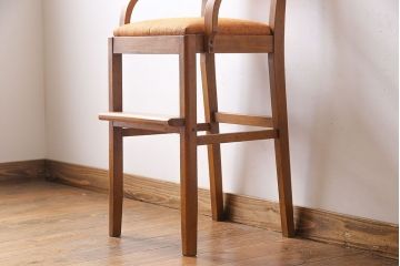 レトロ家具　昭和レトロ　ブナ材　木の風合いが感じられるチャイルドチェア(キッズチェア、子供用椅子)