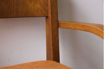 レトロ家具　昭和レトロ　ブナ材　木の風合いが感じられるチャイルドチェア(キッズチェア、子供用椅子)