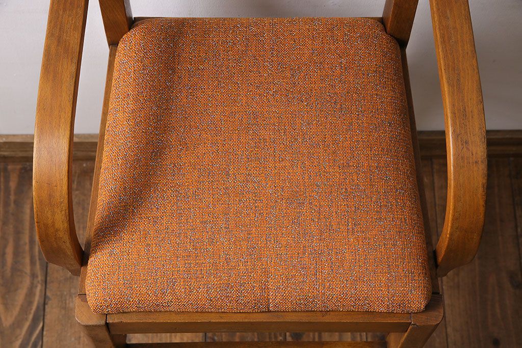 レトロ家具　昭和レトロ　ブナ材　木の風合いが感じられるチャイルドチェア(キッズチェア、子供用椅子)