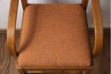 レトロ家具　昭和レトロ　ブナ材　木の風合いが感じられるチャイルドチェア(キッズチェア、子供用椅子)